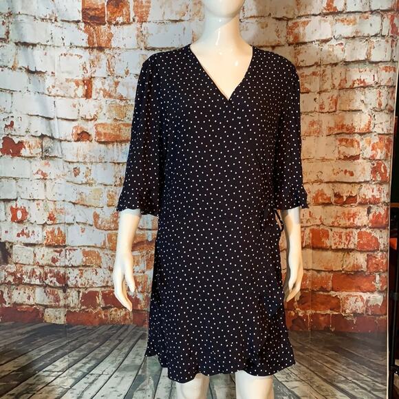 LOFT Dotted Wrap Romper size 12 - Picture 2 of 8